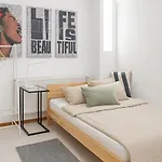 Appartement Ue Single Tiny Kueche Dusche Smart Tv Hirschaid